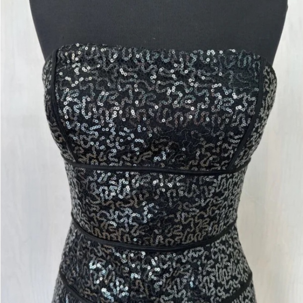 New Strapless Full Sequin mini Dress - Picture 2 of 4